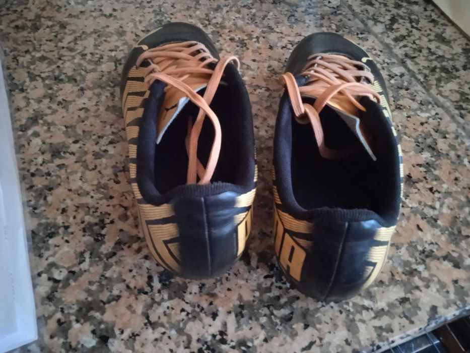 Chuteiras número 37, usadas mas estimadas
Puma