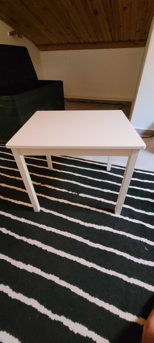 Vendo mesa infantil em optimo estado