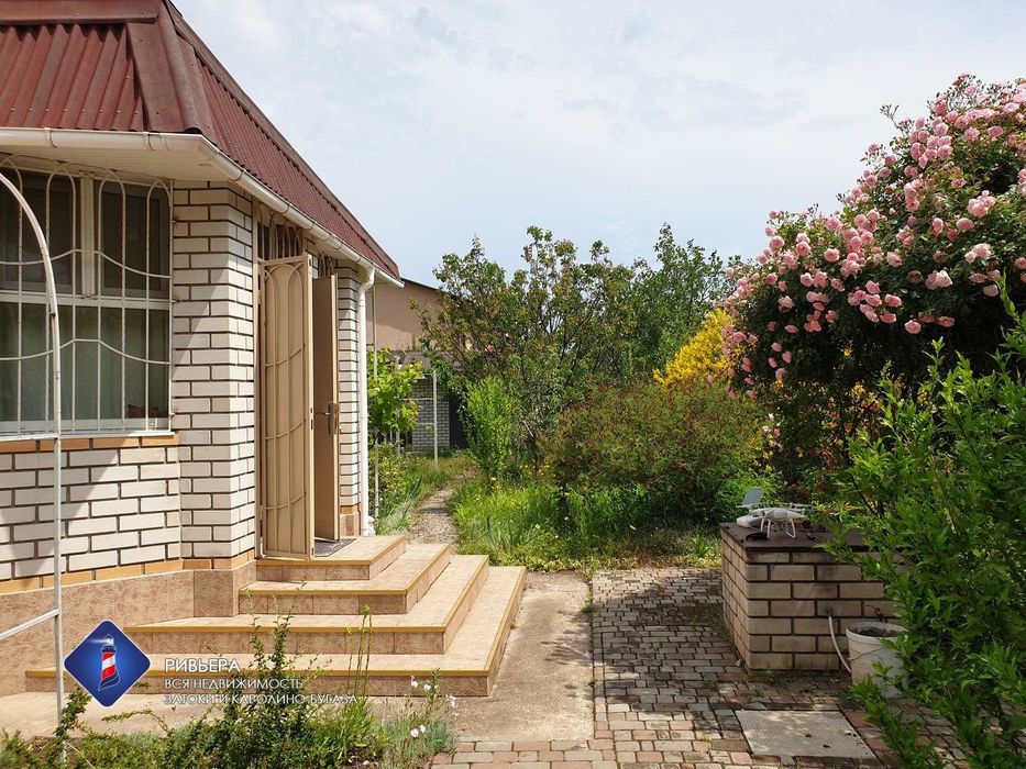 Продам небольшой, уютный дом в Каролино-Бугазе