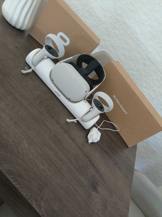 Meta Quest 2 128GB + Dock de Carregamento Anker | Como Novo