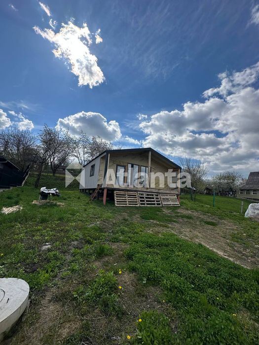 Продаж 1 поверхового будинку на Рощі