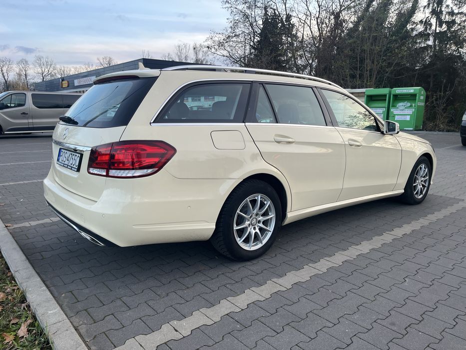 Mercedes-Benz E300D W212 9G-Tronic 2015