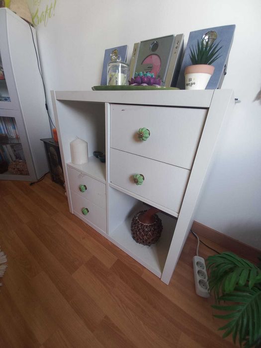 Movel quadrado gavetas branco com 4 gavetas