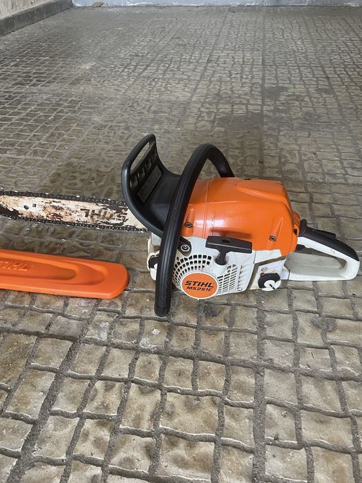 Motoserra Stihl MS251C