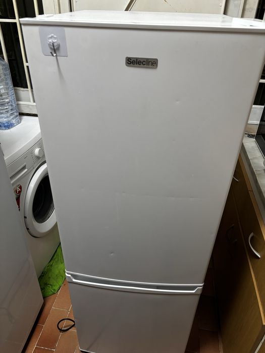 Frigorífico Combinado Selecline 170L - A Funcionar Perfeitamente