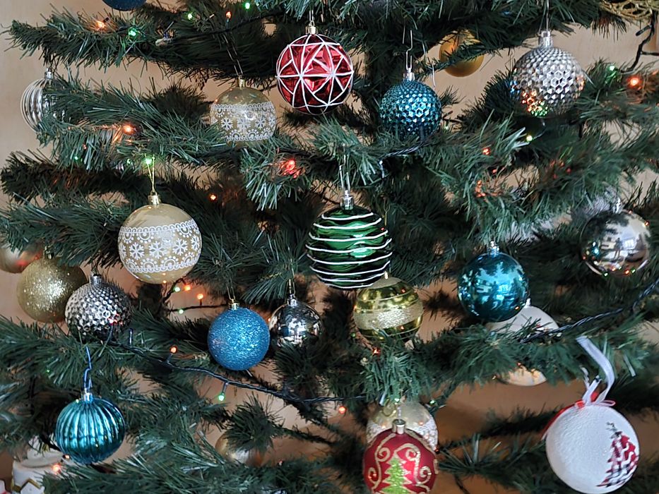 Искусственная Ёлка