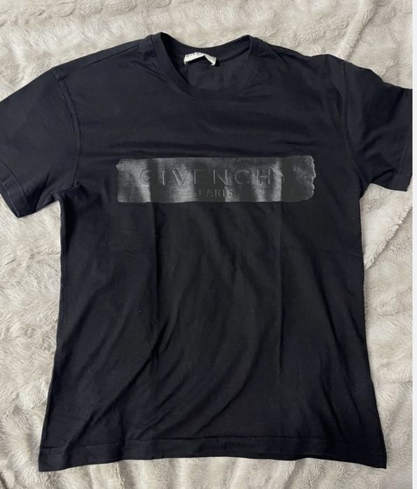 Футболка чоловіча Givenchy