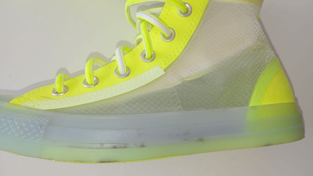 CONVERSE translucent Chuck Taylor 39