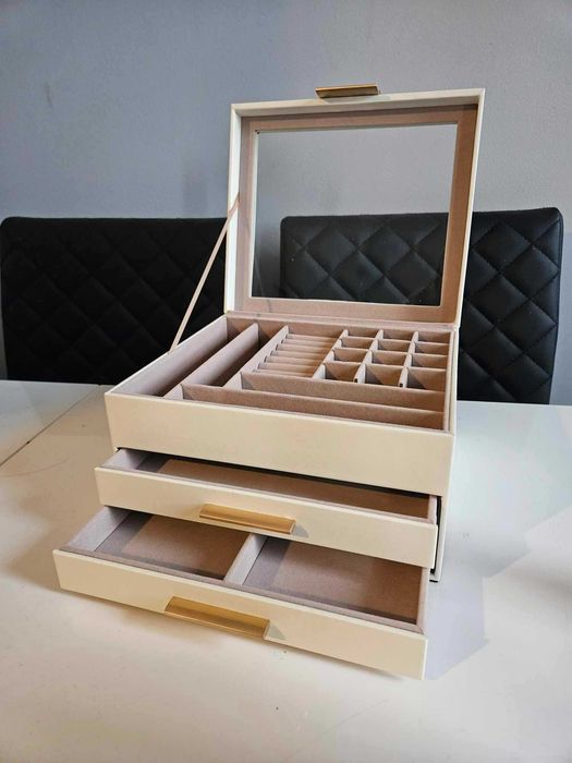 Szkatułka kuferek organizer na biżuterię kosmetyki przechowywanie