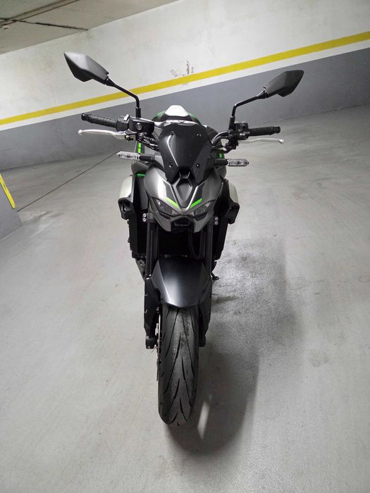 Kawasaki Z900 Sport, 2025, 1400km e garantia total Kawasaki até 03/28