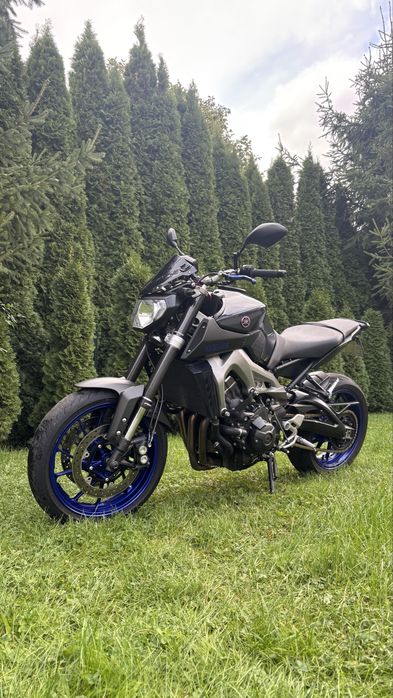 Yamaha MT-09 super stan 2015