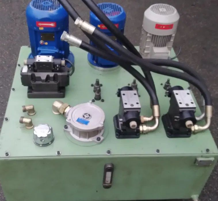 Central hidráulica de 3 grupos - centralina usada como nova