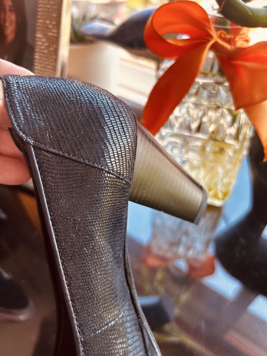 Sem marcas de uso. PF leia a descrição. Obrigada.