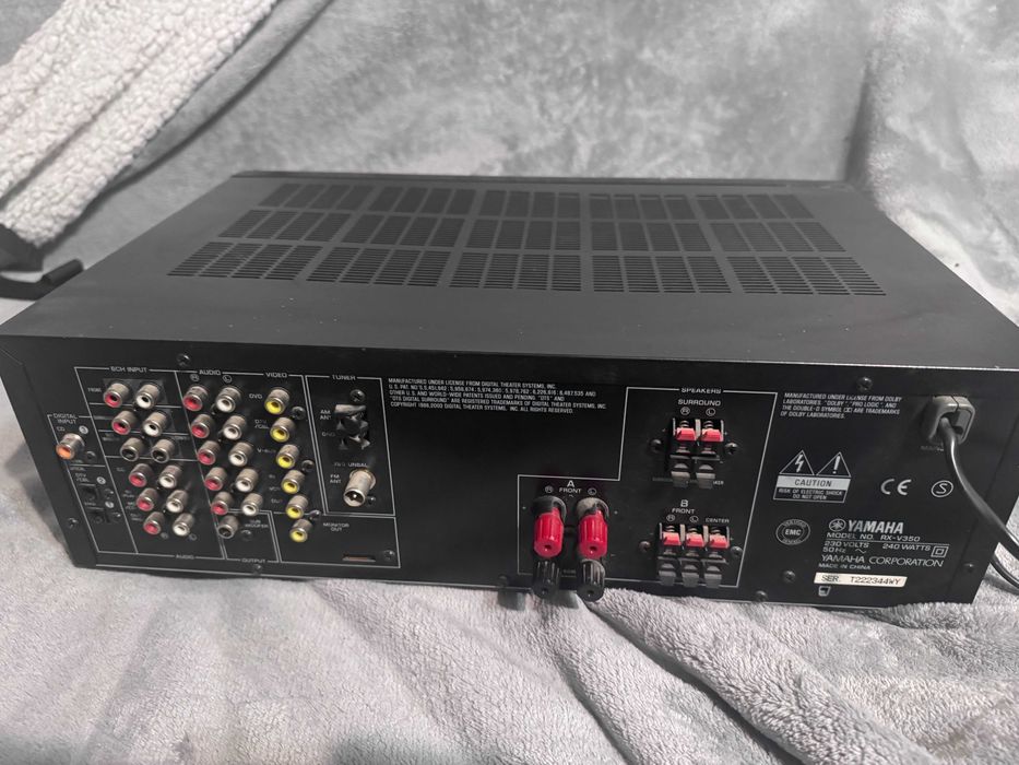 Amplituner Yamaha RX-V350 RDS