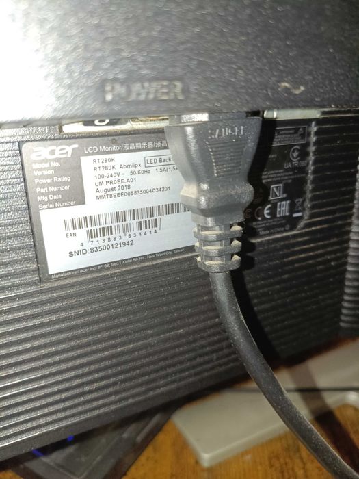 Monitor Acer LCD RT280K