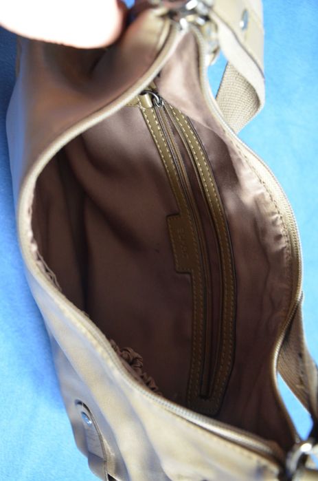 Skórzana torebka Esprit