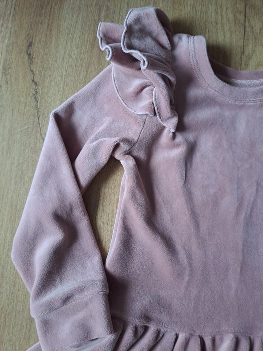 Sukienka welurowa 110