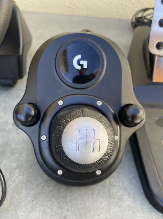 Logitech G29 + Shifter (PS5/PS4/PC)