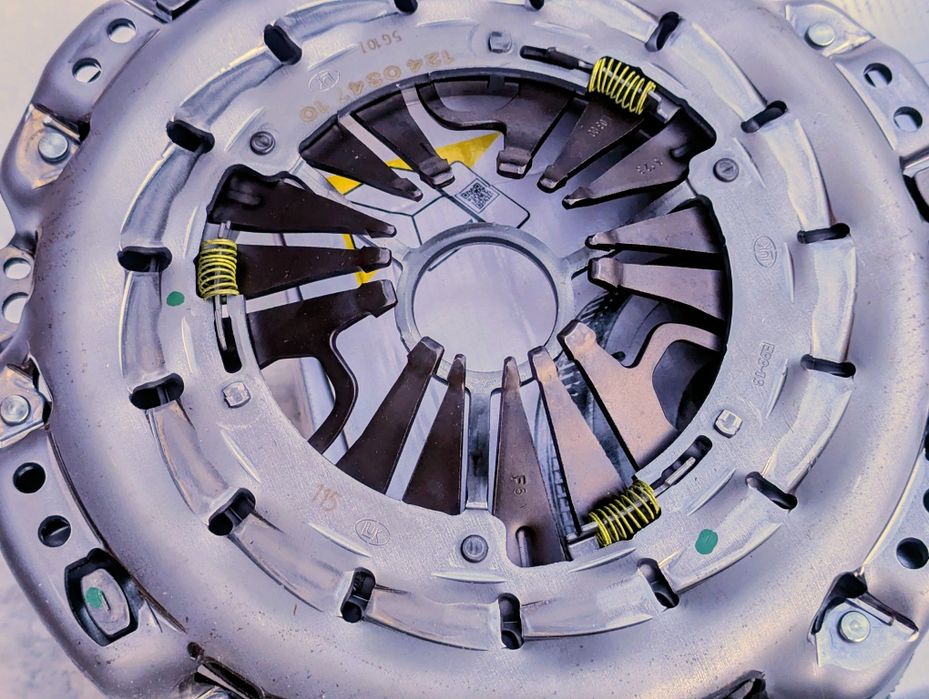 Демпфер маховик счеплення W639 Vito Viano Luk вито виано 111 115 Luk