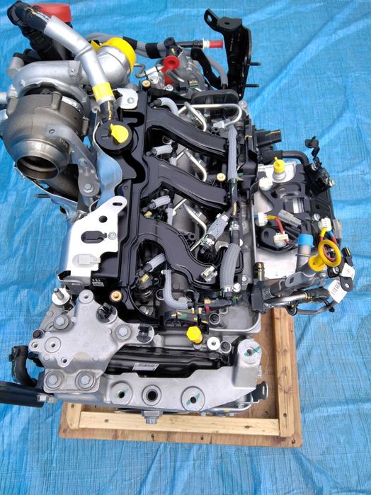 TALENTO TRAFIC  2.0 dci silnik nowy fabryka kompletny