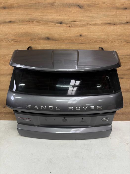 klapa bagażnika range rover evoque