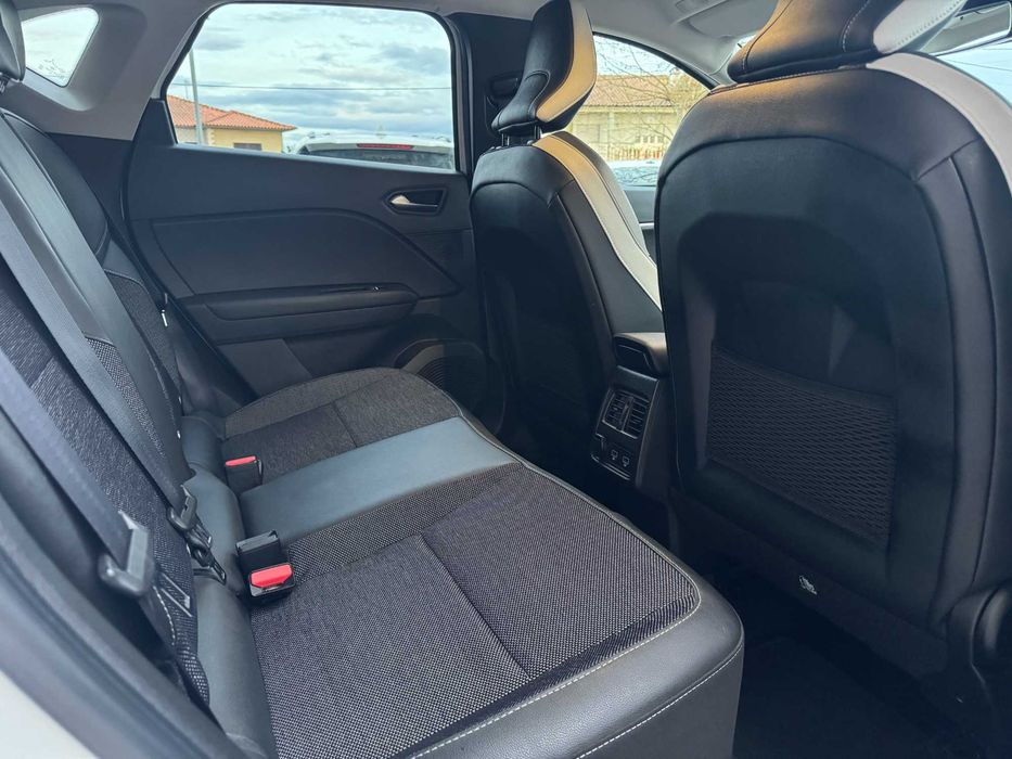Renault Captur 1.0 TCe Techno Bi-Fuel