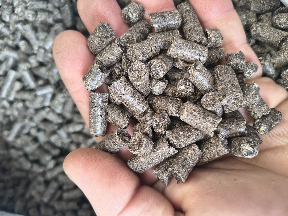 Do pieców EKOGROSZKOWYCH Pellet 899 zł