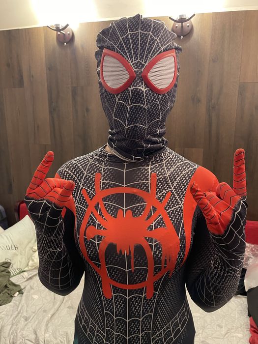 Продам костюм Людина-Павука (Майлз Моралес)