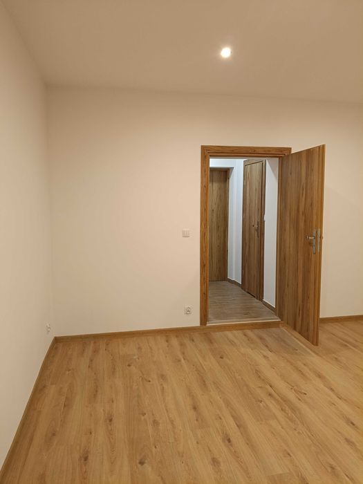 Lokal po remoncie w centrum – idealny na biuro lub gabinet