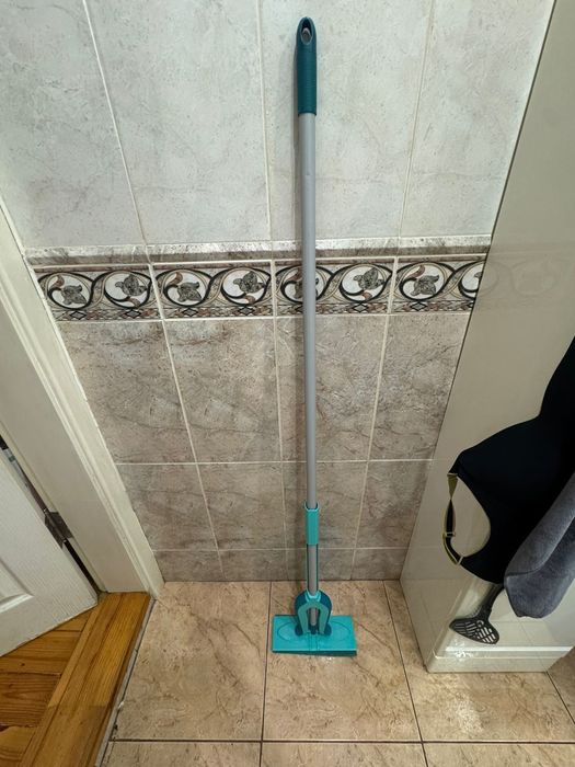 Продам швабру с віджимом