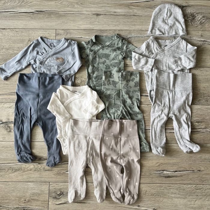 Wyprawka 50 56 H&M dla noworodka body kopertowe spodnie polspiochy czapeczka zestawy komplety noworodkowe