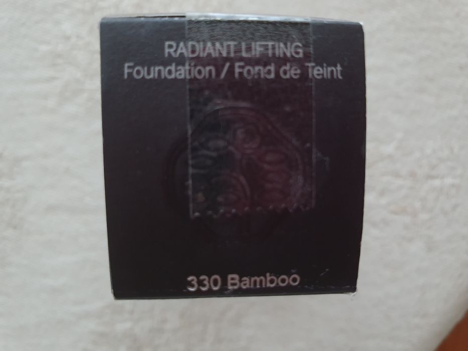Base shiseido lifting nova n.300 cashmere