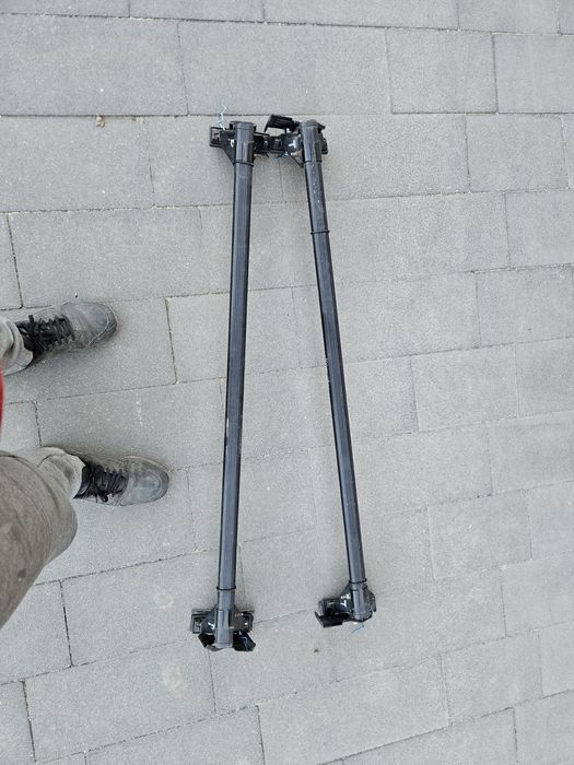 Bagażnik dachowy avensis