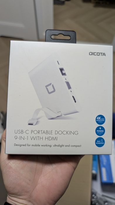 przenośna stacja dokująca DICOTA USB-C 9-w-1.