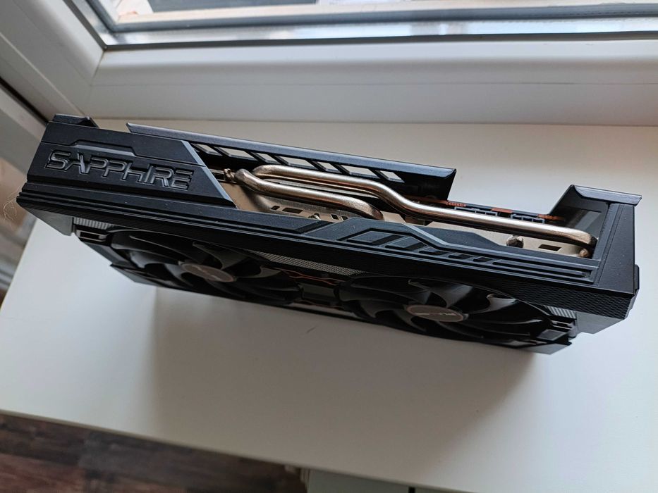 Видеокарта Sapphire RX 5700 XT Pulse