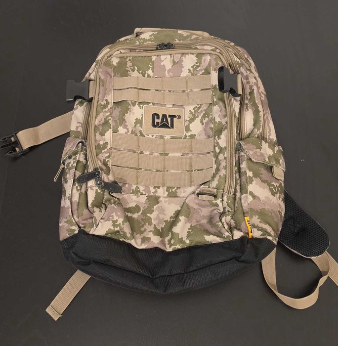 Mochila Caterpillar Combat Camuflada