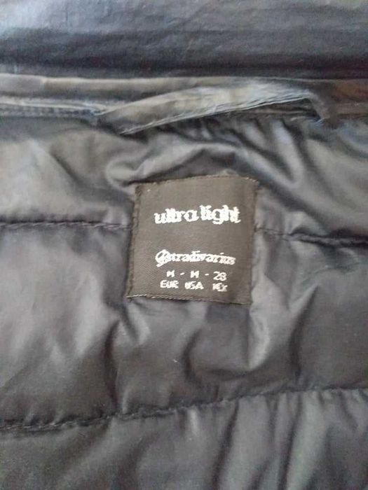 Granatowa kurtka Stradivarius