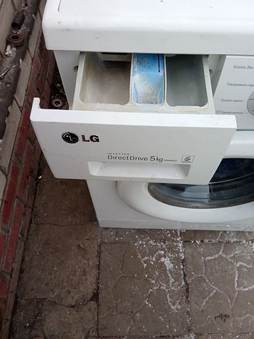 Стиральная машинка LG 5 кг. Б/у