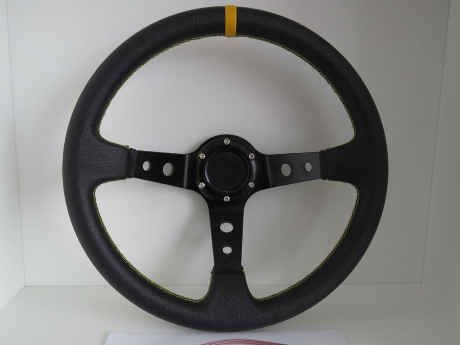 Volante Look OMP Pele Amarela 350mm