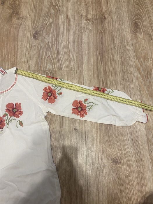 Вишиванка на дівчинку