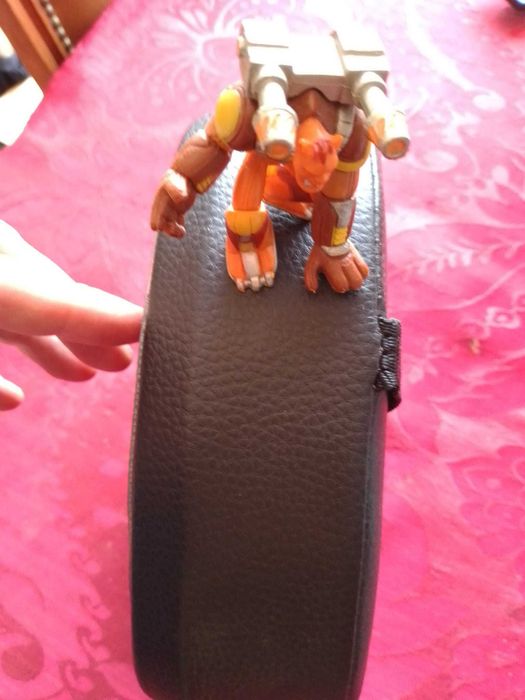 Bum Bum!Tum Tum!-Almofada de Alvo de combate10E-Boneco Panini5EDesde2E