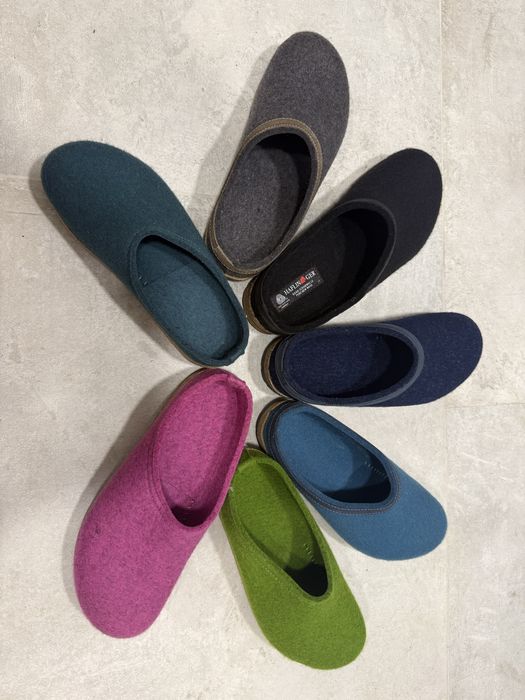 Кімнатні тапочки з войлоку