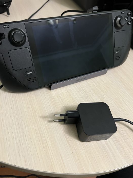 Steam deck lcd. SSD 256Gb + microSD 512 Gb + dockstation