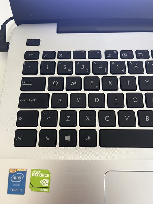 Laptop Asus - X555L - Core i5, 8 GB