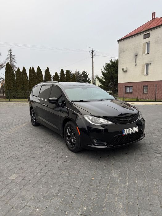 Chrysler Pacifica Touring L Plus S Bogate Wyposażenie 2020