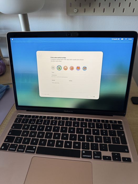 MacBook Air 13” — Apple M1 | 8GB RAM | 512GB | Rose Gold