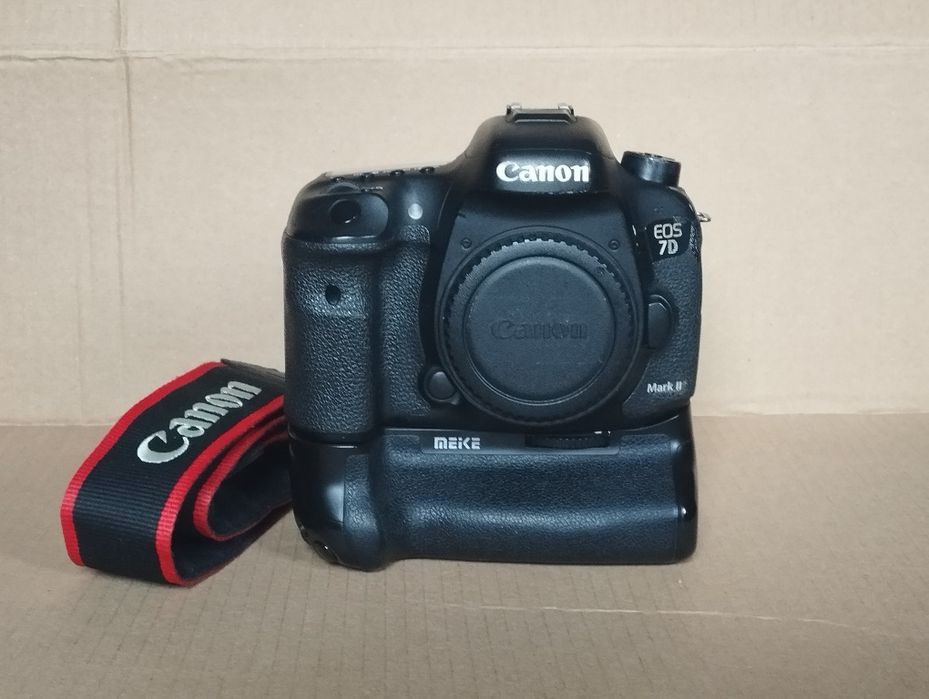 Câmeras Canon7DII e 6D