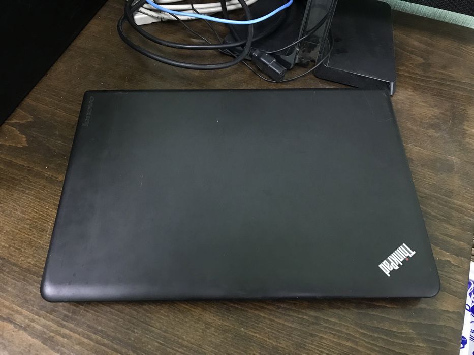 Ноутбук lenovo ThinkPad E555