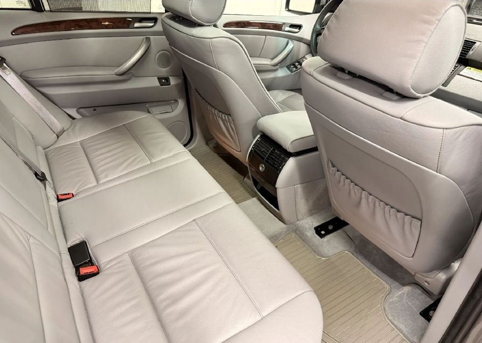 Продам BMW X5 E53
