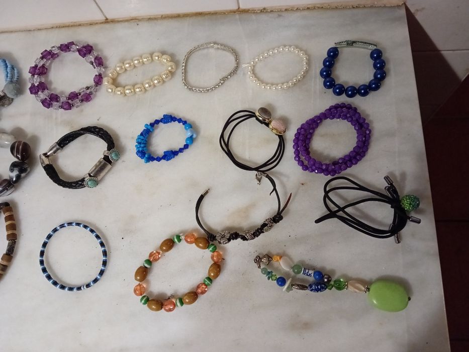 Conjunto de 40 Pulseiras